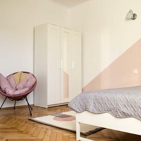 New Life Apartment Next To Metro Station Warsaw Exterior photo
